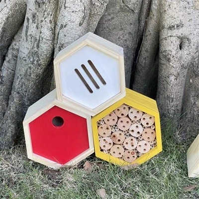 Casa de insectos de madera Mini Bee Hotel personalizada