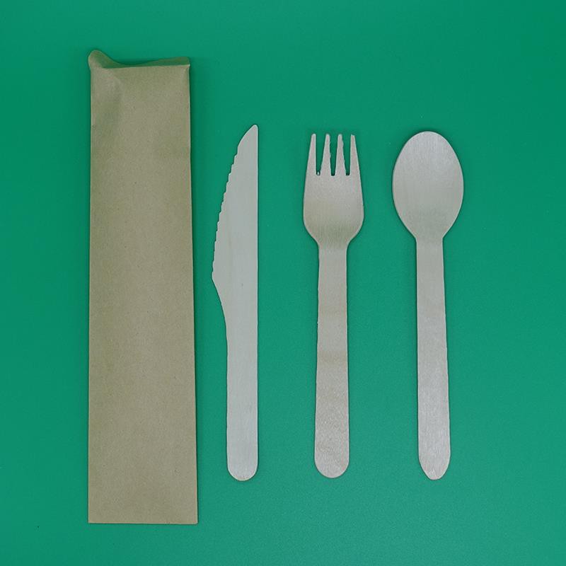 juego de cubiertos de bambú